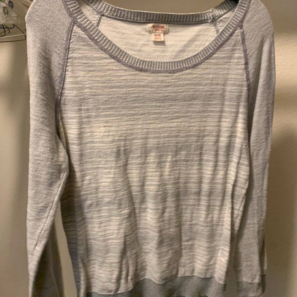 XL Mossimo grey striped v-neck sweater